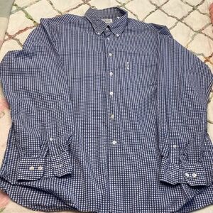 Faconnable classique sear sucker cotton long sleeve dress shirt made in Morocco